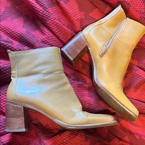 Stylish Tan Ankle Boots
